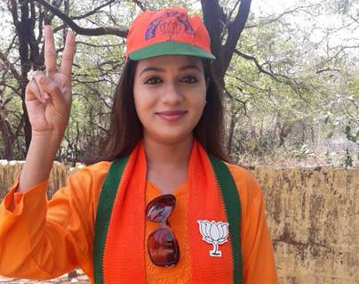 Telangana-BJP-Inducing-Film-Glamour--Reshma-Rathode