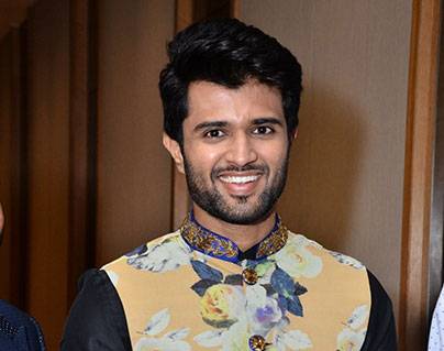 Vijay Deverakonda Is Proving To Be Smart!