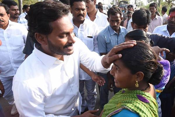 YS jagan NTR controversy