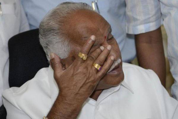 BREAKING: Supreme Court Orders Floor Test Tomorrow in Karnataka
