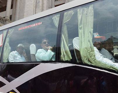 who paid karnataka-mla-bus-expenses