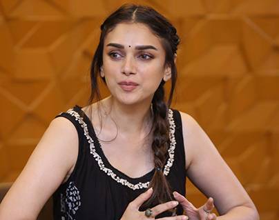 Aditi Rao Hydari sameera character in Sammohanam