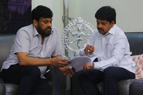 Andhra Pradesh Minister Kollu Ravinder Meets Chiranjeevi