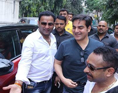 Arbaaz Khan summoned by Thane Police in IPL betting scam