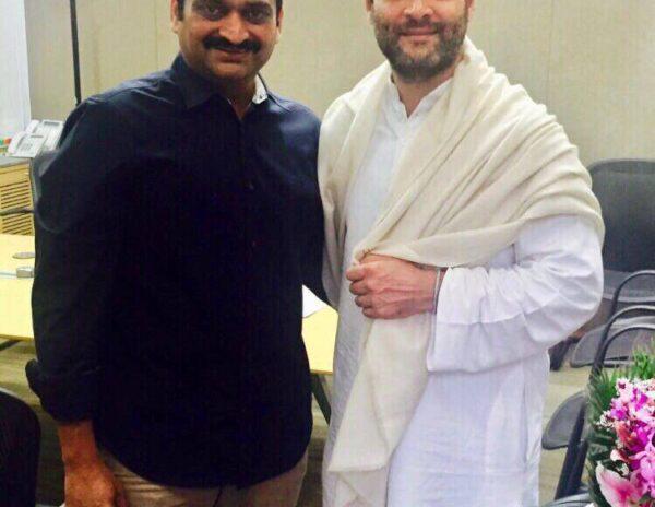 Bandla Ganesh- meets Rahul Gandhi