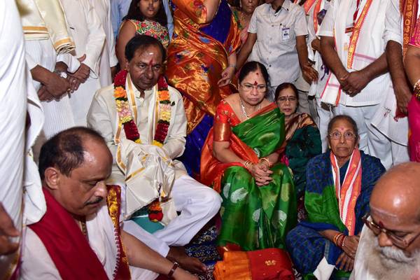 CM-KCR-to-visit-Vijayawada-Kanaka-Durga-temple