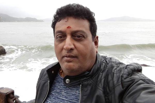 Comedian Prudhvi Raj satire on chandrababu naidu-