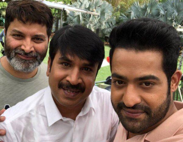 Comedian srinivas reddy with Jr NTR and Trivikram Srinivas