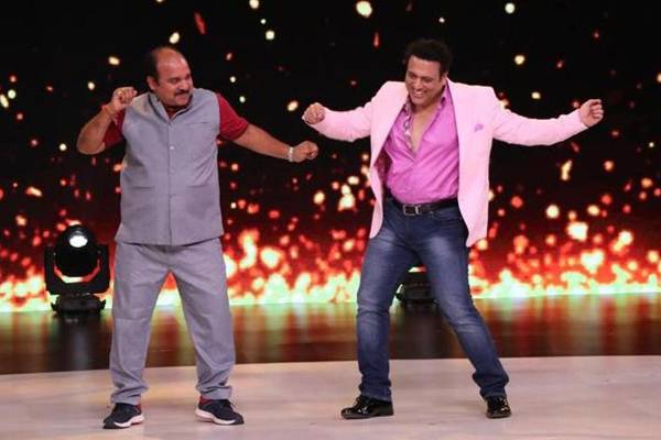 Dancing-Uncle-Beats-Star-Hero-Govinda-on-Stage!