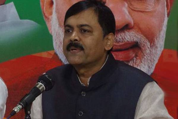GVL Narasimha Rao allegationsonn chandrababu naidu tapping their phones