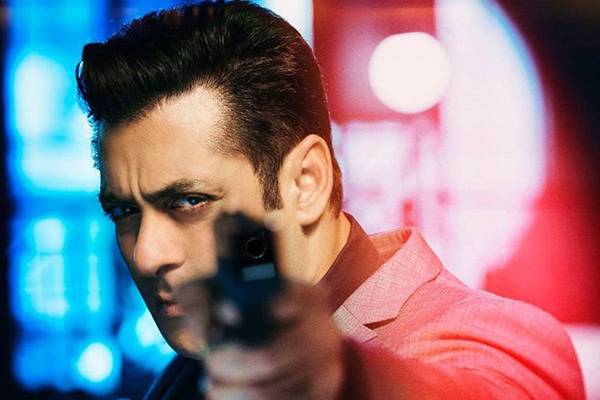 Race-3-Epic-Crash-Collections---From-38-Cr-To-8-Cr