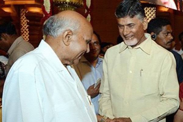 Ramoji Rao Comes Back to Help Chandrababu Naidu