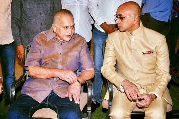 Superstar Krishna - Galla - Jayadev
