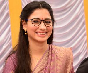 Tamannaah,-Kajal-at-'That-Is-Mahalakshmi'-Sets