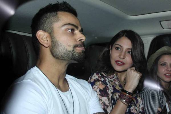 Top-Actress-Anushka-Sharma-Slapped-Legal-Notice-for-Yelling