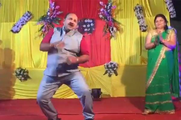 Viral-Dancing-Uncle-Ruling-over-the-Social-Media