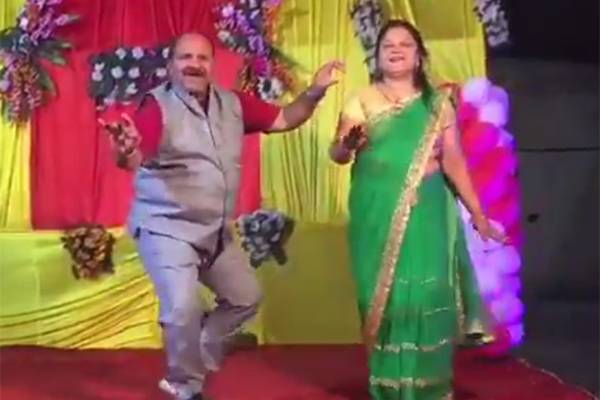 uncle-dance-steps-viral-in-social-media