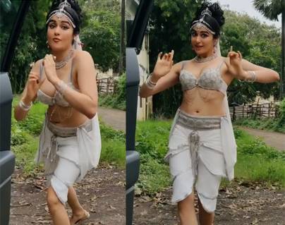 Adah-Sharma-Gets-Naughty-with--Traditional-Dress
