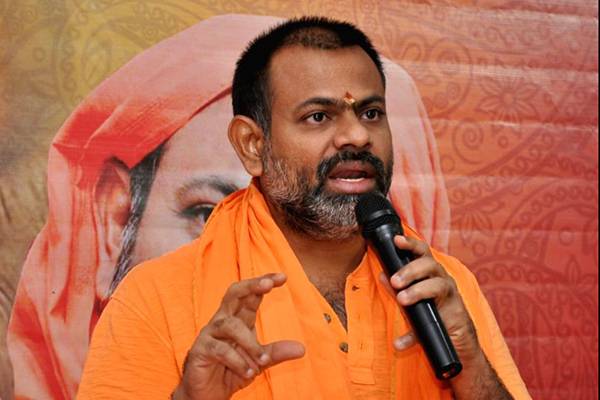 After Kathi Mahesh, Swami Paripoornanadha Banned from Hyderabad