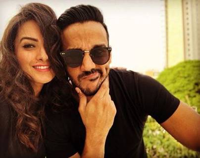 Teja Heroine's Hubby Take on Her Broad Waist