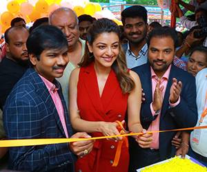 Kajal Aggarwal Inaugurates Happi Mobiles Store In Hanamkonda