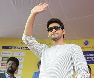 Mahesh Babu Inaugurates Chennai Silks Showroom