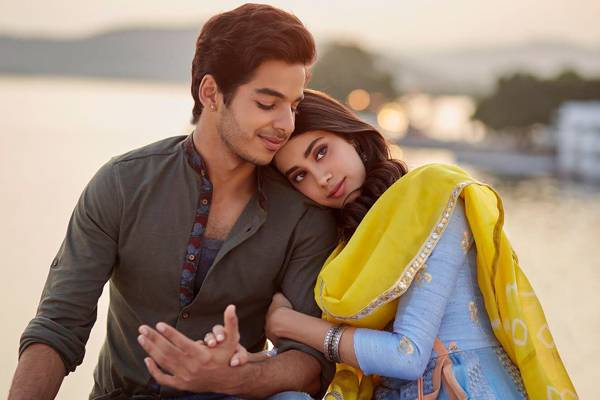 Mixed-Reviews-on-Janhvi-Kapoor's-Debut-Performance---Dhadak