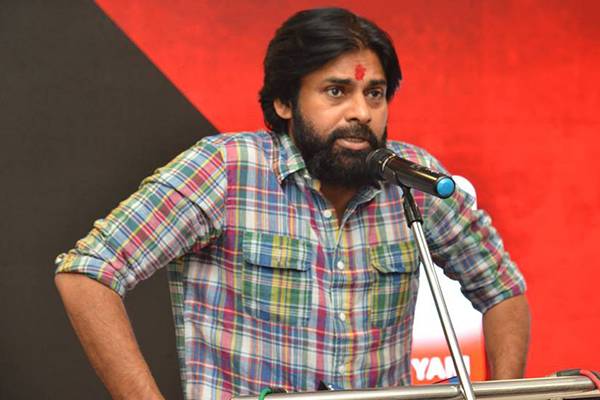 Pawan Kalyan - Deeksha infront of Chandrababu Naidu