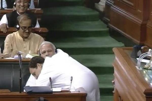 Rahul-Gandhi's-Surprise-Hug-to-Narendra-Modi