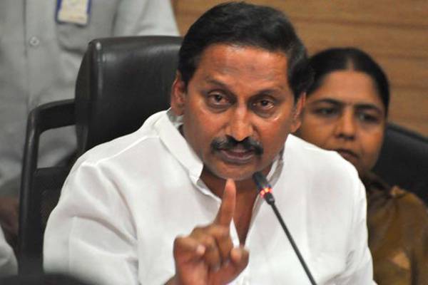 Rumours on kiran kumar reddy joining in congress