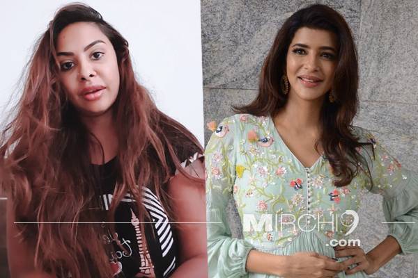 Sri-Reddy-Counter-to-Lakshmi-Manchu's-Comments