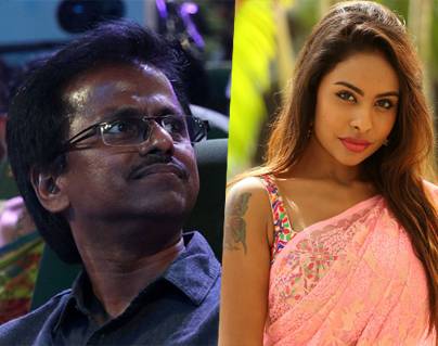 Sri Reddy Met Top Director in Hotel
