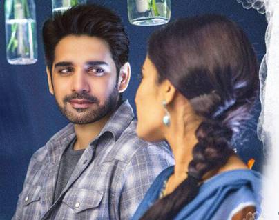 Akkineni Hero Worried About Thin Legs