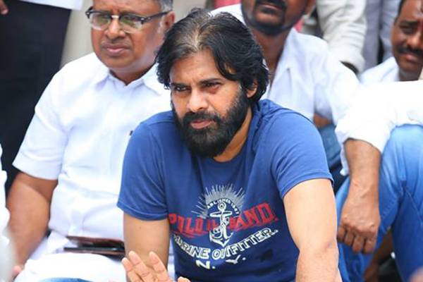 Tweet Watch: Pawan Kalyan's Target Revealed