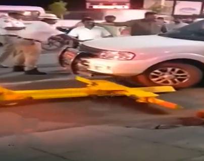 AP BJP Leader Laka Vengal Rao Tries to Mow Down Traffic Cop-