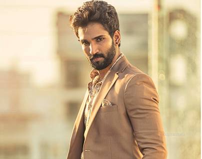 Aadhi Pinisetty Rx 100 Remake hero