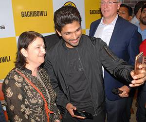 Allu Arjun Launches B Dubs Pub at Gachibowli
