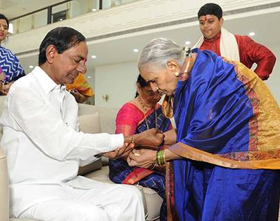 CM KCR's Sister Leelamma Passed Away