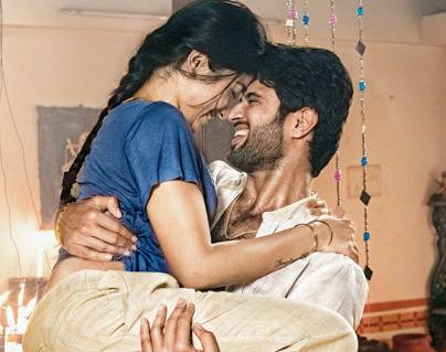 Geetha Govindam Leaked Bus Kiss Scene Inspired?
