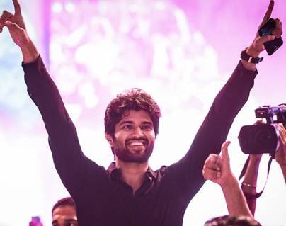 GG Opening: Puts Vijay D In Spotlight At Top