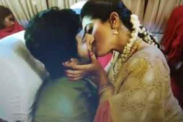 Geetha Govindam- Lip-Lock Scene Trimmed for Families