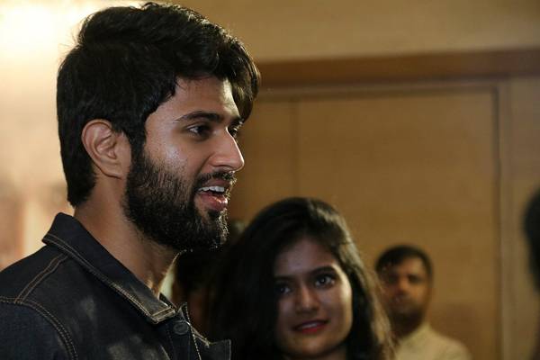 Geetha-Govindam-US-Collections-Vijay-Deverakonda-on-The-Track-Expected
