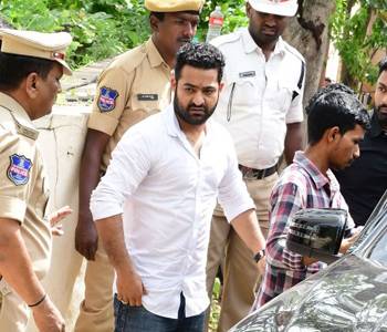 Tarak’s Repeated Message Makes Fans Extremely Sad