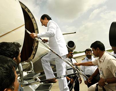 KCR's First Meeting with Modi After Parliament Praise