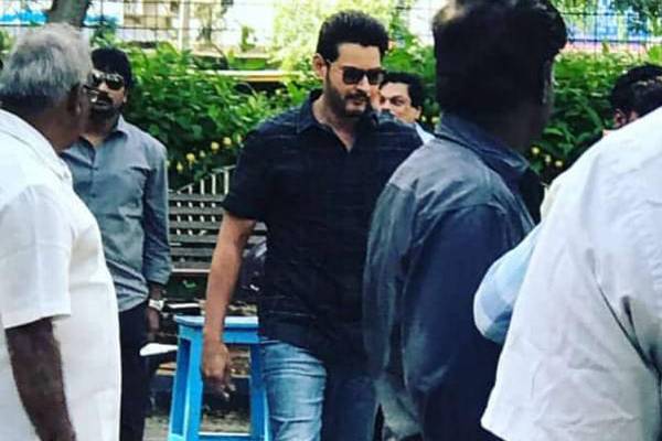 Mahesh-Babu---Maharshi-Look