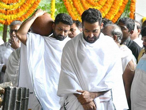 Nandamuri Brothers Kalyanram and Jr NTR  Back To Work, Fans Applaud
