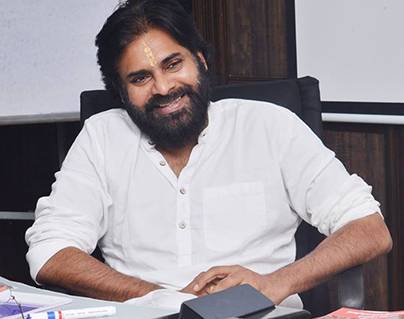 Pawan Kalyan Following Amitabh Bachchan in twitter