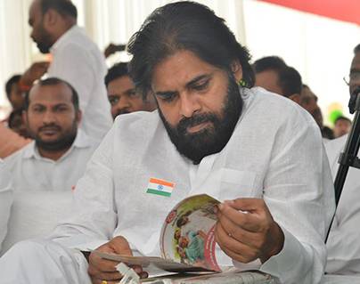 Pawan-Kalyan- Janasena-to-contest in telangana