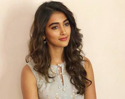 Pooja Hegde complaints on british airways racism