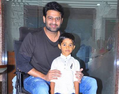 Prabhas'-Sweet-Gesture-for-His-Little-Man-Going--Viral